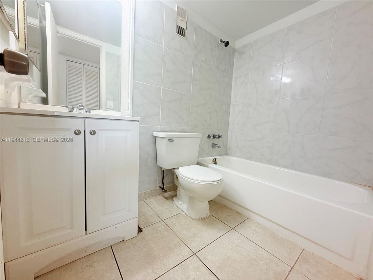 9141 NW 1st Ct, Unit 204, Pembroke Pines, FL 33024 Photo