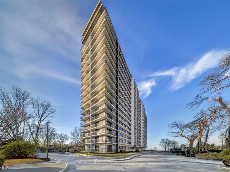 12550 Lake Avenue, Unit 101, Lakewood, OH 44107 Photo 24