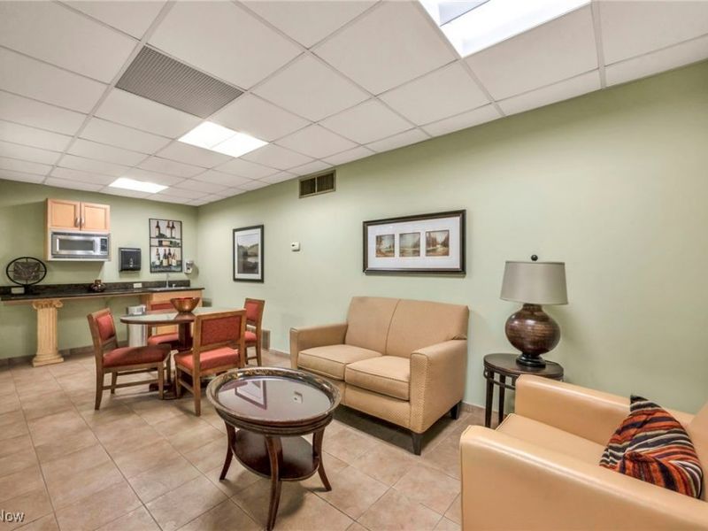 12550 Lake Avenue, Unit 101, Lakewood, OH 44107 Photo 39