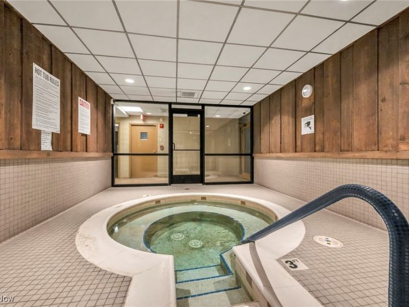 12550 Lake Avenue, Unit 101, Lakewood, OH 44107 Photo 42