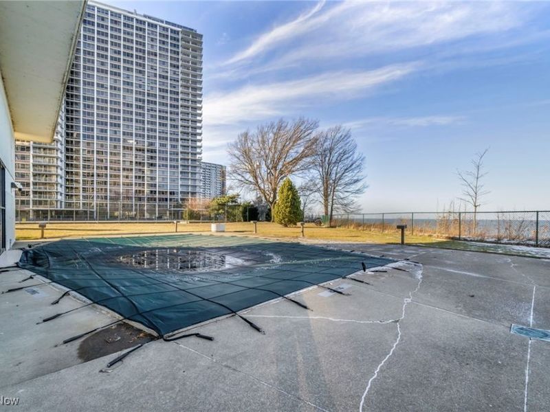 12550 Lake Avenue, Unit 101, Lakewood, OH 44107 Photo 43