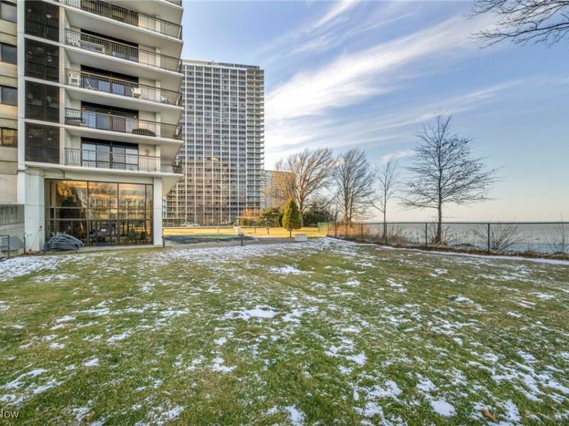 12550 Lake Avenue, Unit 101, Lakewood, OH 44107 Photo 47