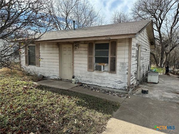 715 W Avenue B, Copperas Cove, TX 76522