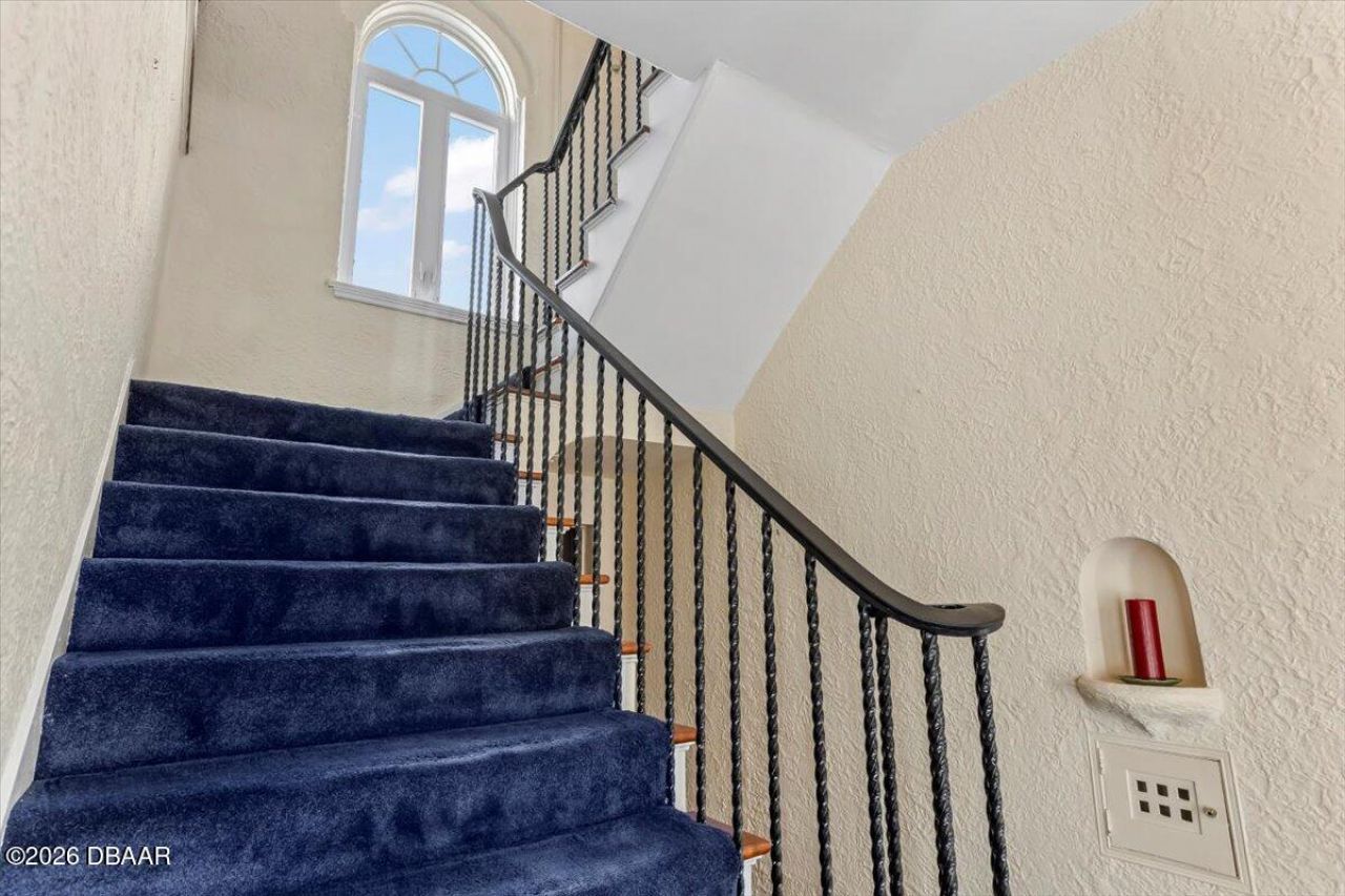 1428 N Halifax Avenue, Daytona Beach, FL 32118 Photo