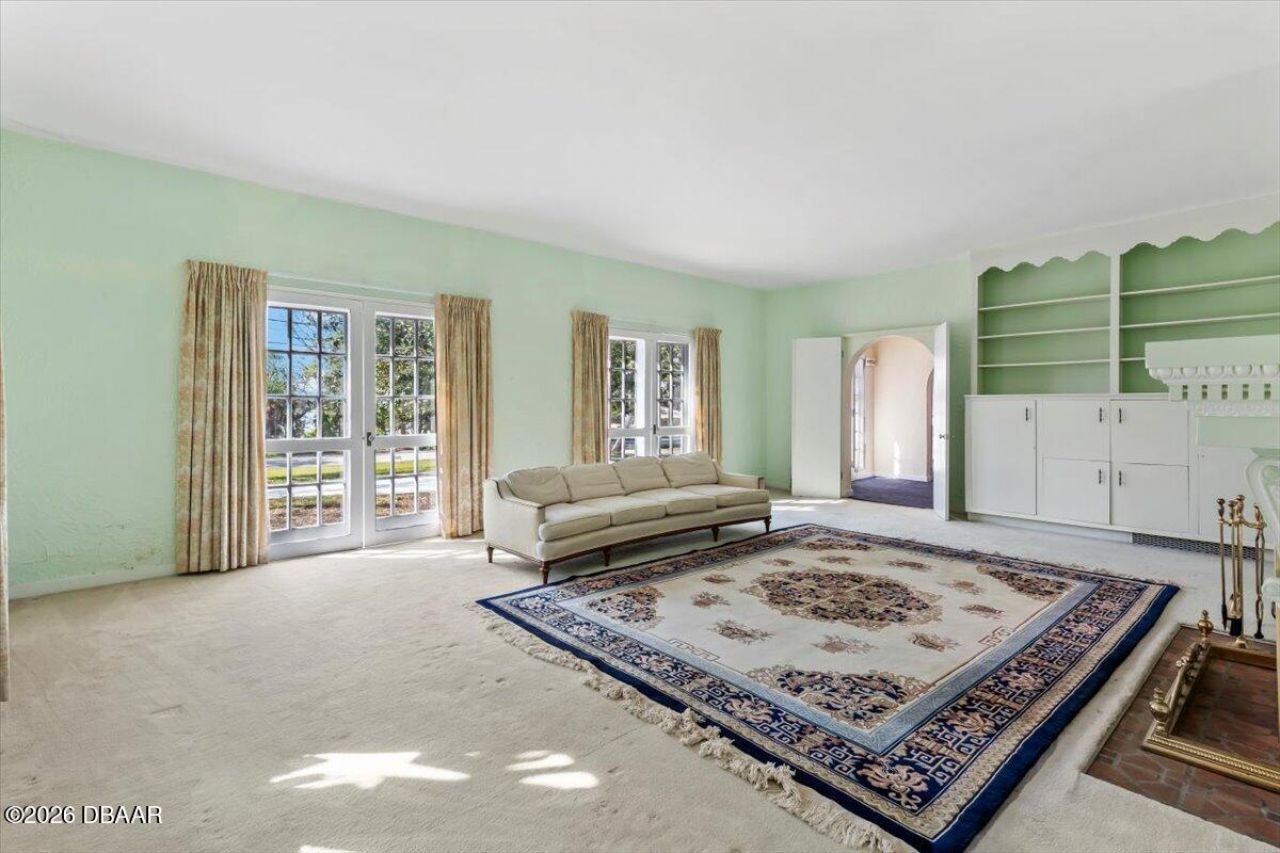 1428 N Halifax Avenue, Daytona Beach, FL 32118 Photo