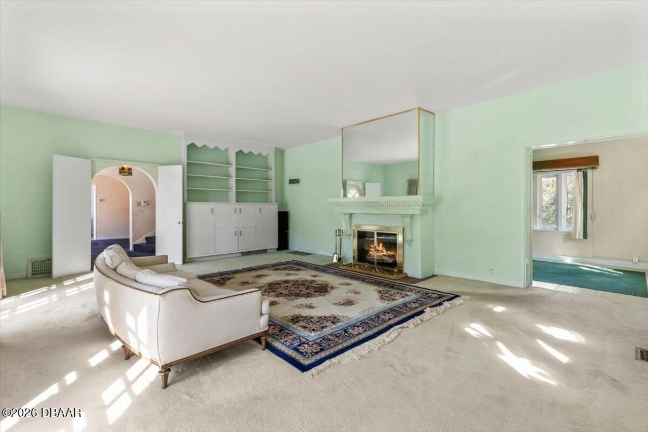 1428 N Halifax Avenue, Daytona Beach, FL 32118 Photo