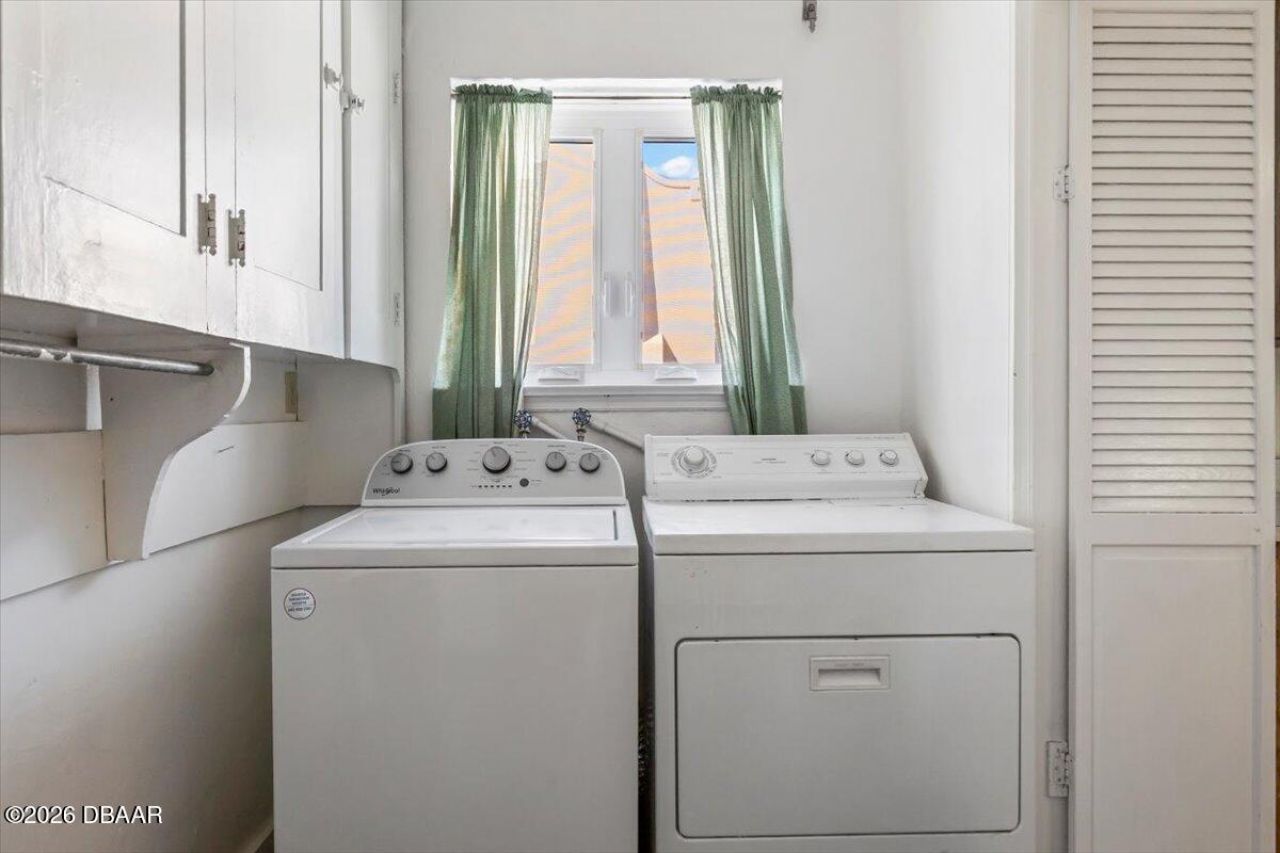 1428 N Halifax Avenue, Daytona Beach, FL 32118 Photo