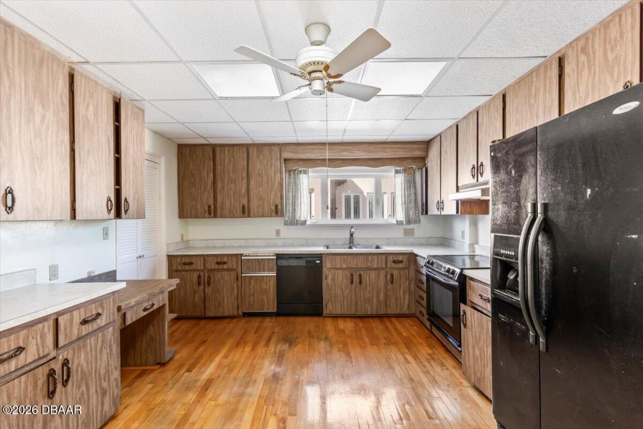 1428 N Halifax Avenue, Daytona Beach, FL 32118 Photo