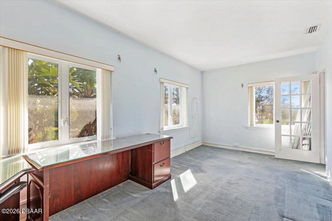 1428 N Halifax Avenue, Daytona Beach, FL 32118 Photo