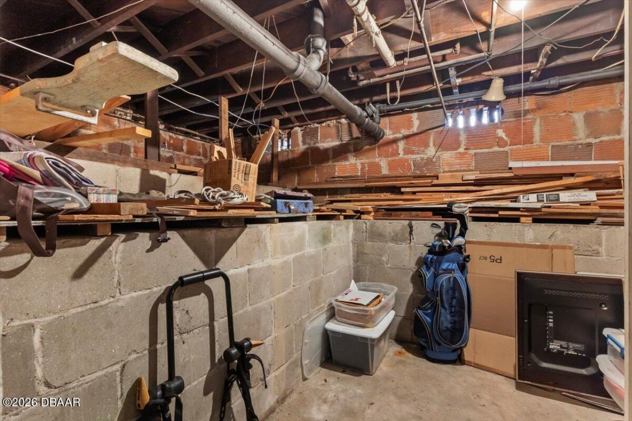 1428 N Halifax Avenue, Daytona Beach, FL 32118 Photo