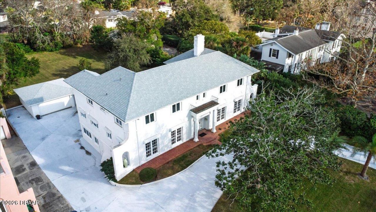 1428 N Halifax Avenue, Daytona Beach, FL 32118 Photo