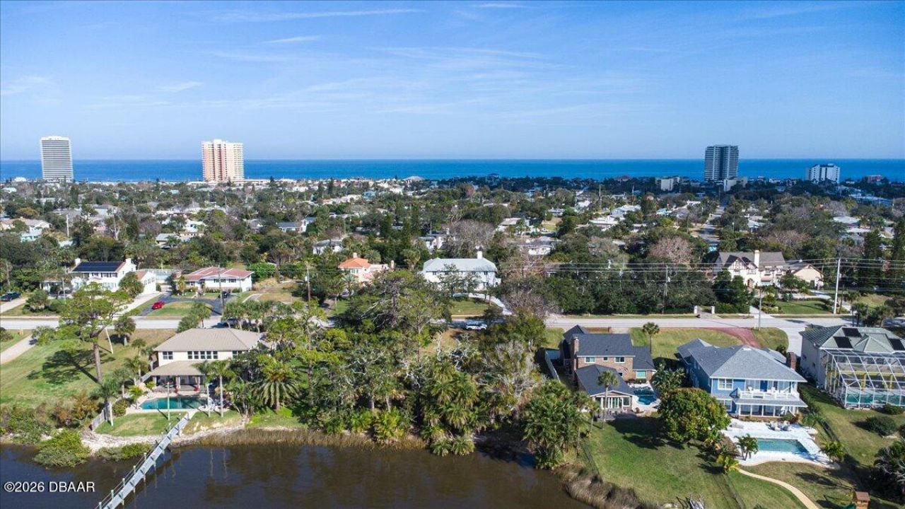 1428 N Halifax Avenue, Daytona Beach, FL 32118 Photo