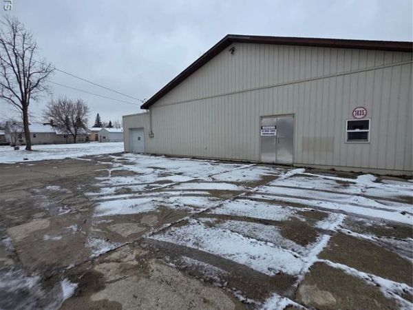 7435 N Dort Highway , Genesee Twp, MI 48458