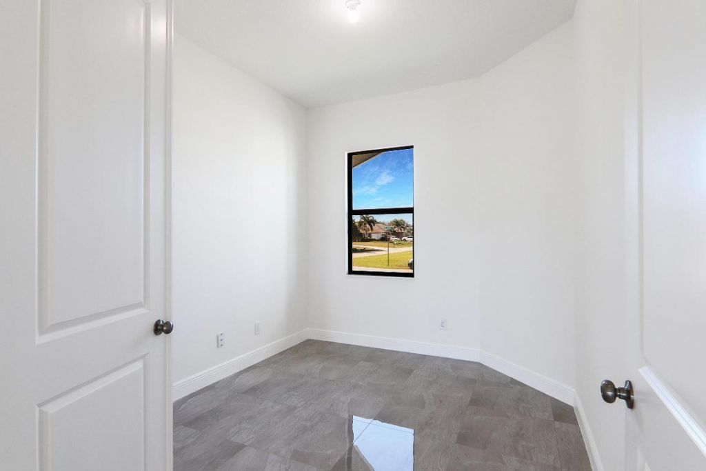 4689 SW Tacoma Street, Port Saint Lucie, FL 34953 Photo