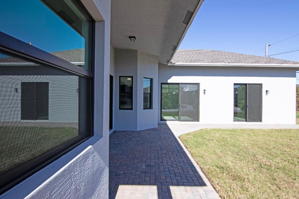 4689 SW Tacoma Street, Port Saint Lucie, FL 34953 Photo