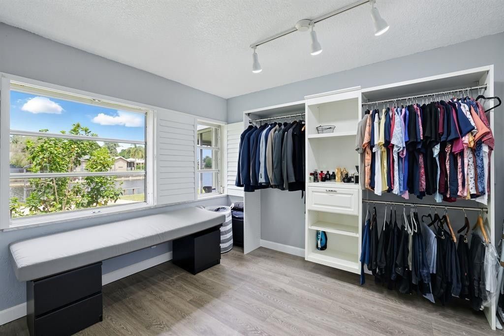 9407 NW 70th Place, Tamarac, FL 33321 Photo