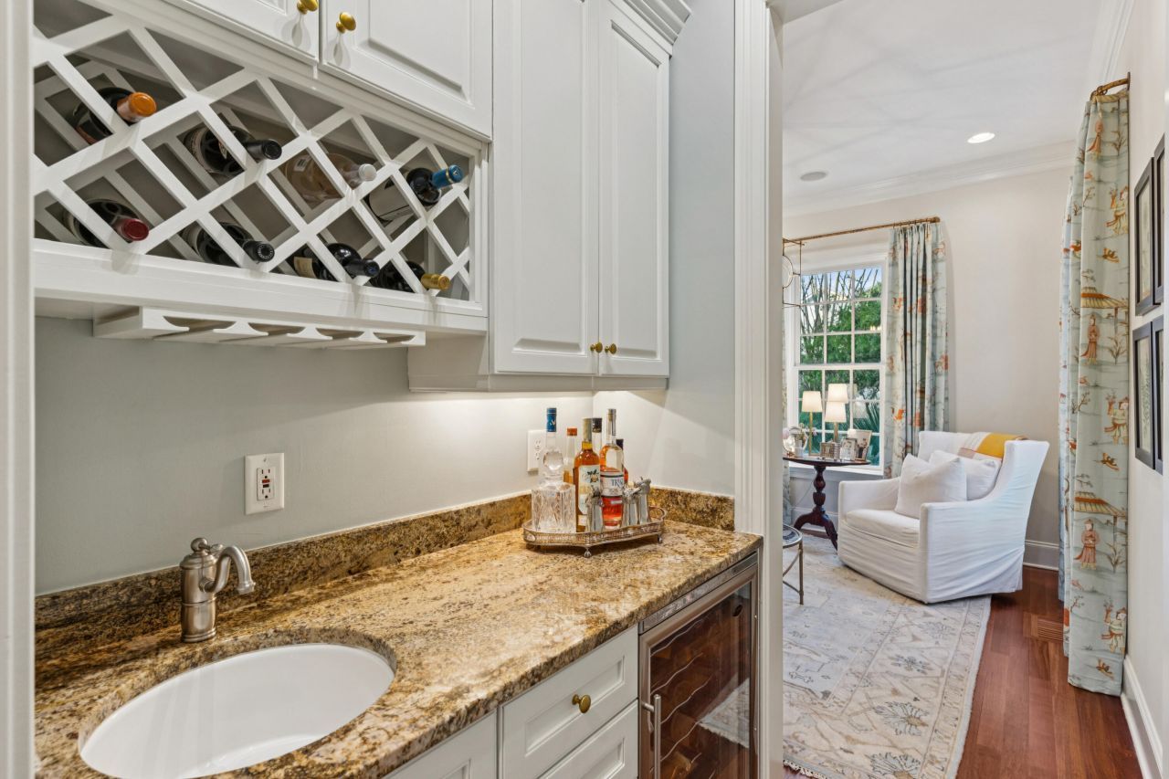 109 Jakes Lane Photo 6