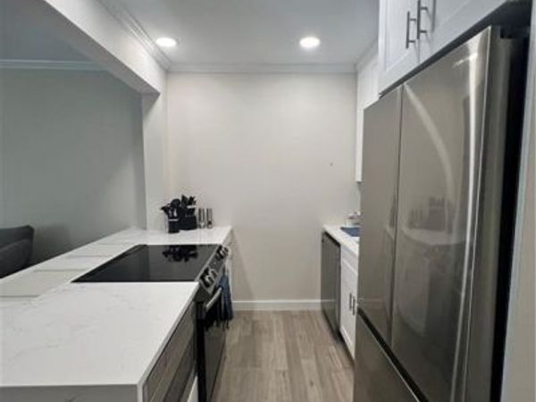 473 12th AVE S, Unit B6, NAPLES, FL 34102