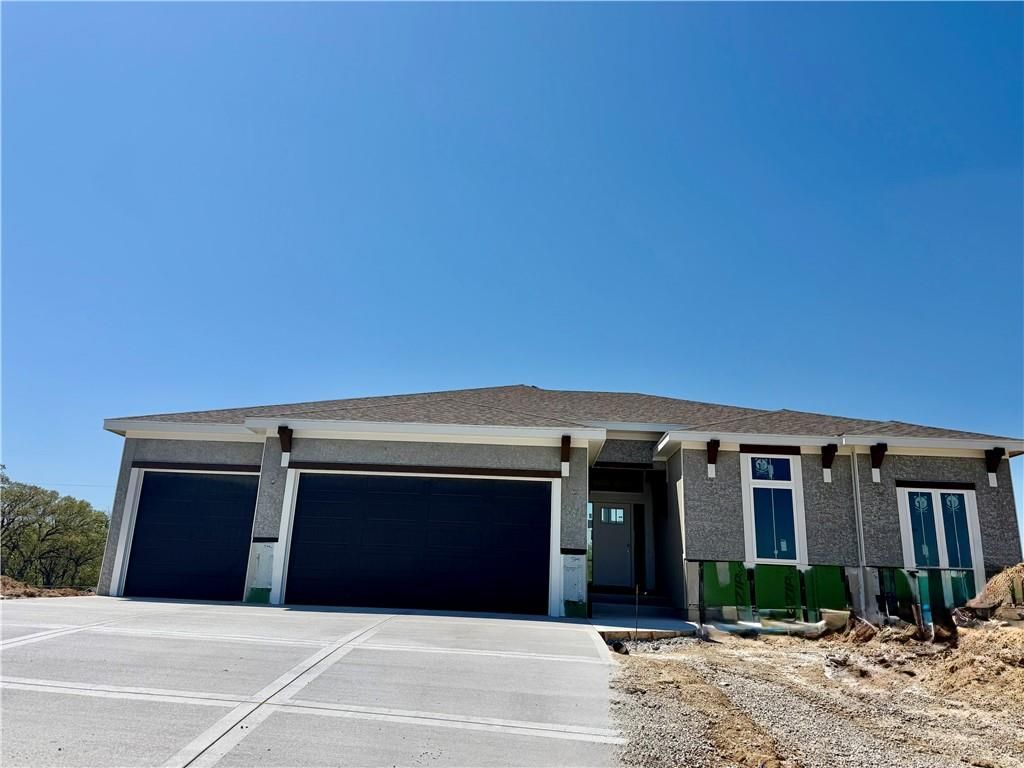 13895 NW 70th Street, Parkville, MO 64152 Main Photo