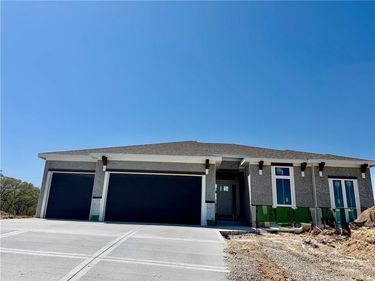 13895 NW 70th Street, Parkville, MO 64152