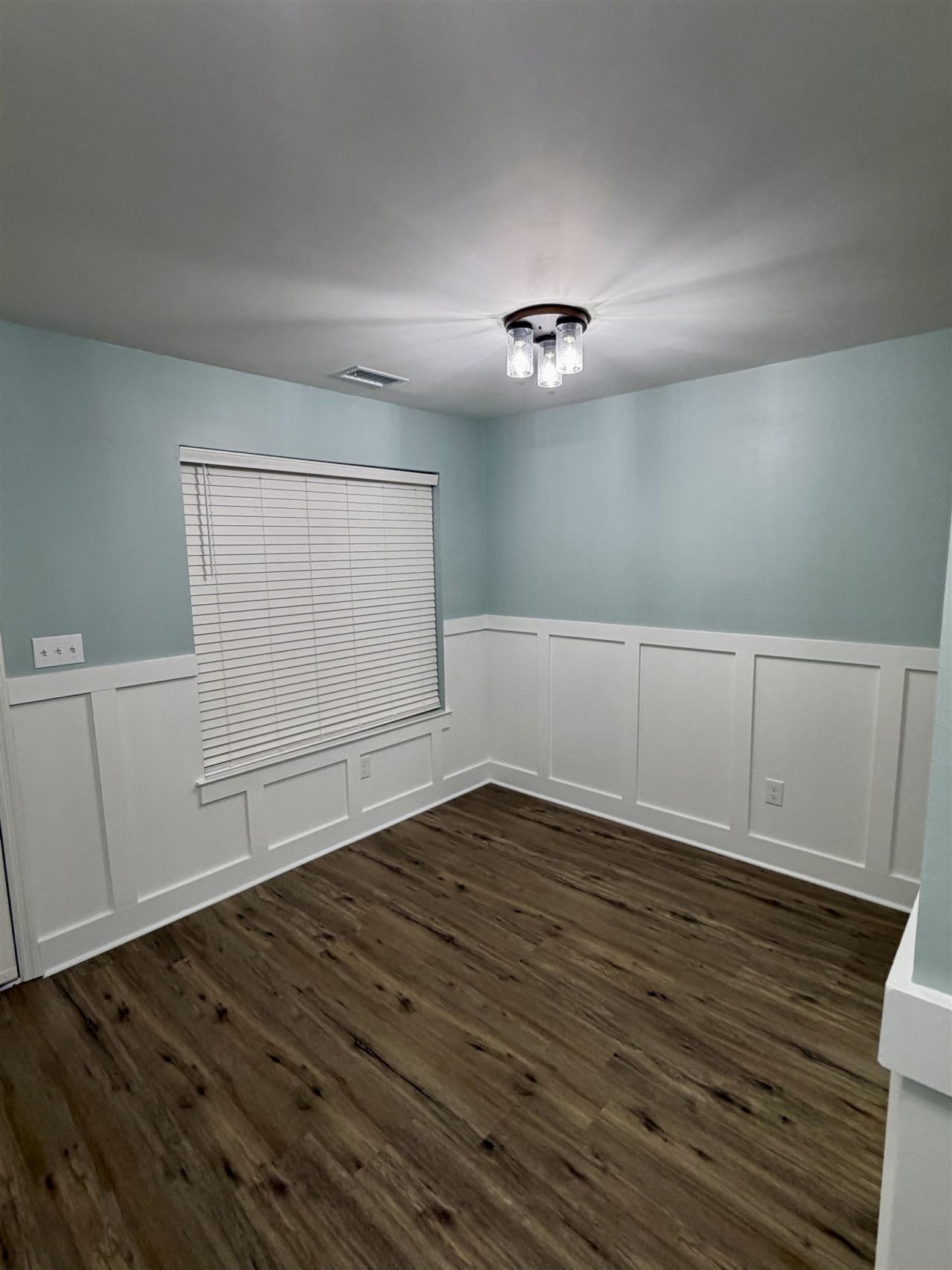 1095 Plantation Dr. W Photo 17