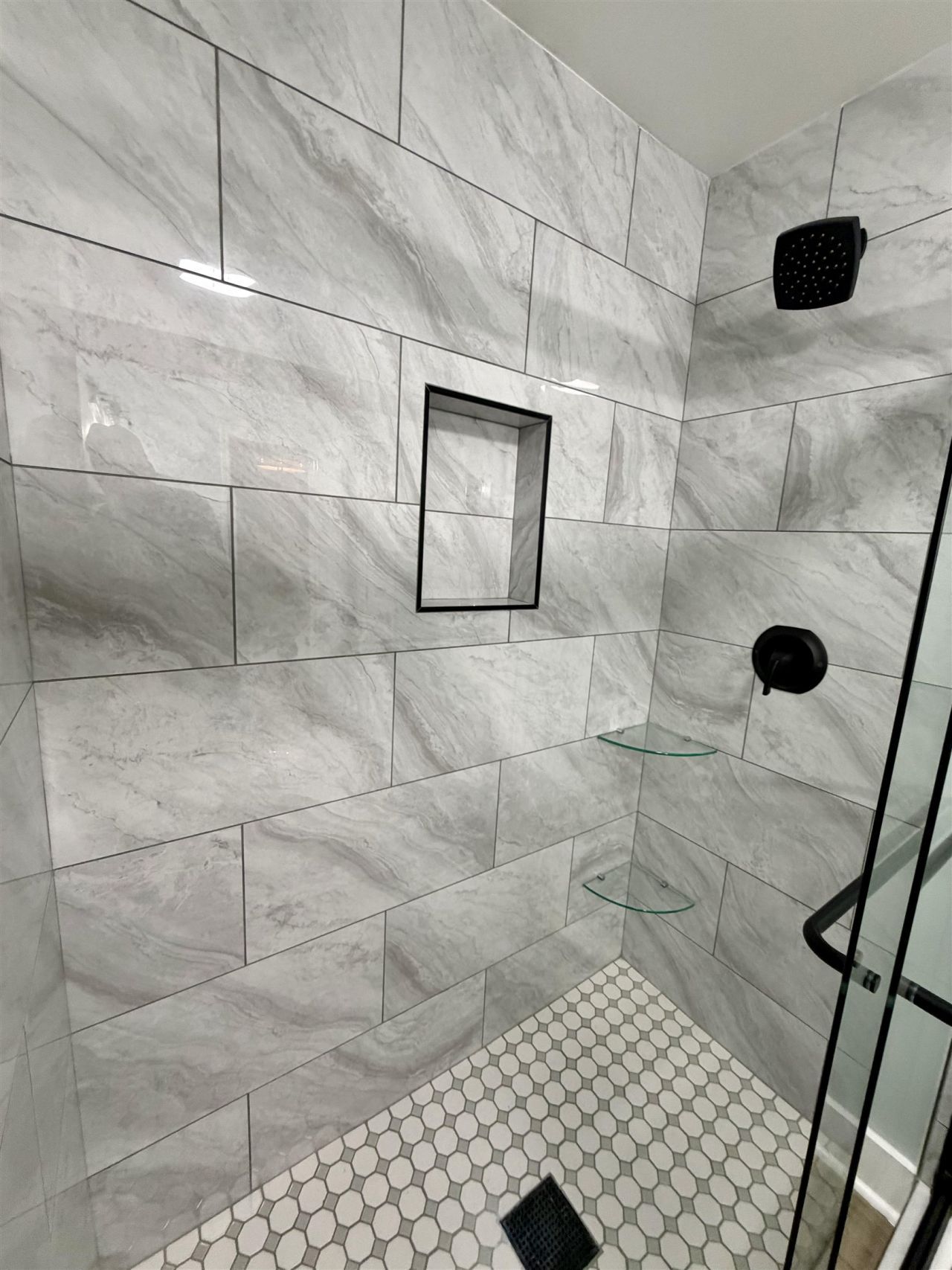 1095 Plantation Dr. W Photo 25