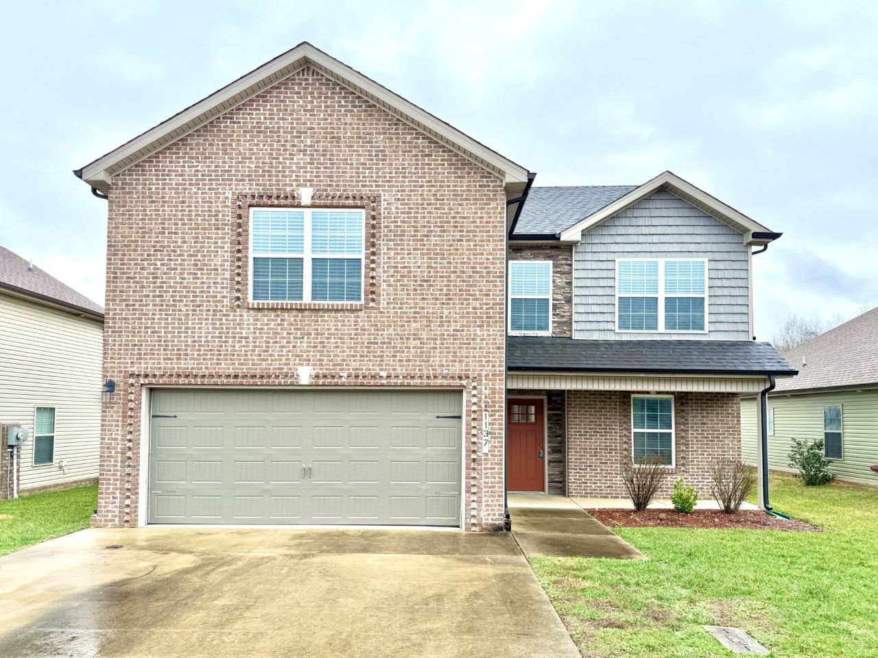 1137 Gentry Dr, Clarksville, TN 37043 Main Photo