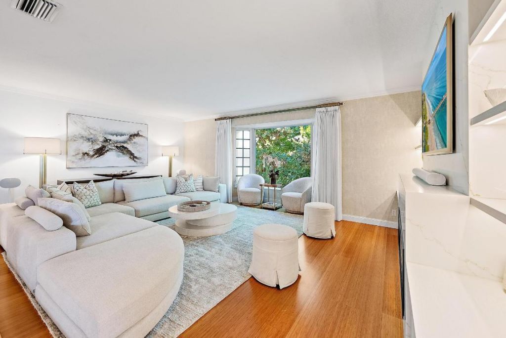 2204 Notre Dame Drive, Lake Worth Beach, FL 33460 Photo