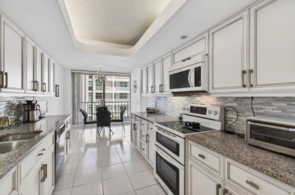3210 S Ocean Boulevard, Unit 704, Highland Beach, FL 33487 Photo