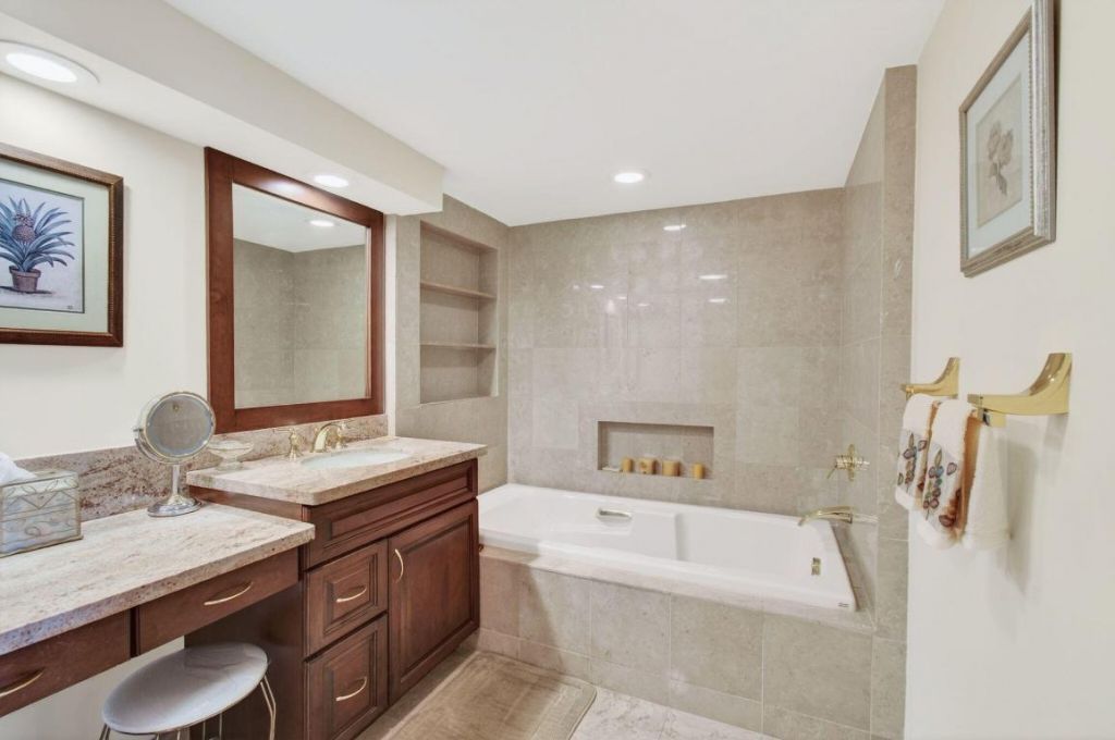 3210 S Ocean Boulevard, Unit 704, Highland Beach, FL 33487 Photo