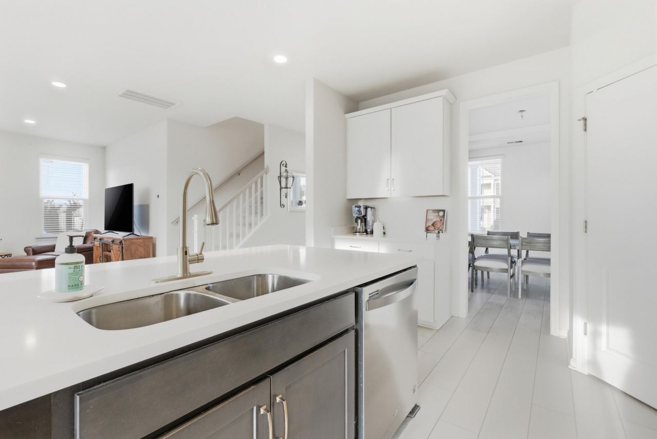 2101 Utsey Street Photo 5