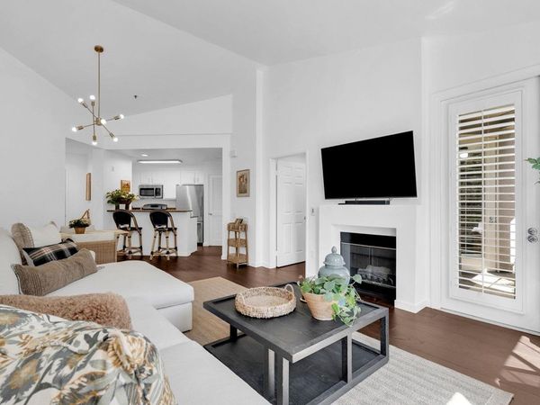 180 180 Caldecott, Unit 314, Oakland, CA 94618