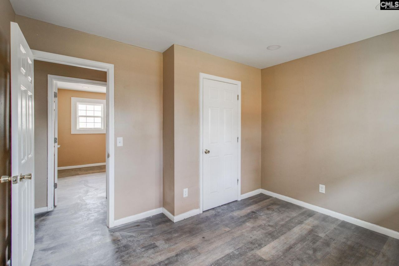 4517 Bluff Road Photo 10