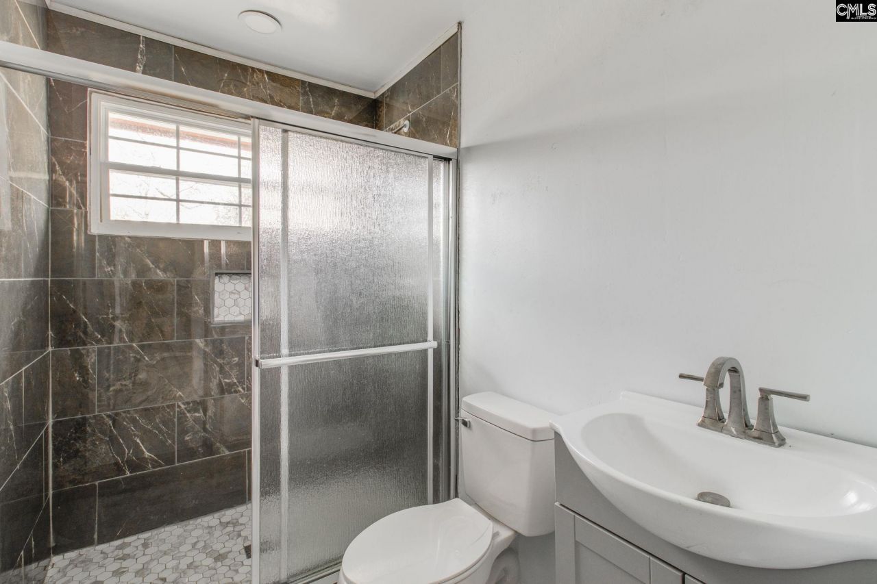 4517 Bluff Road Photo 16