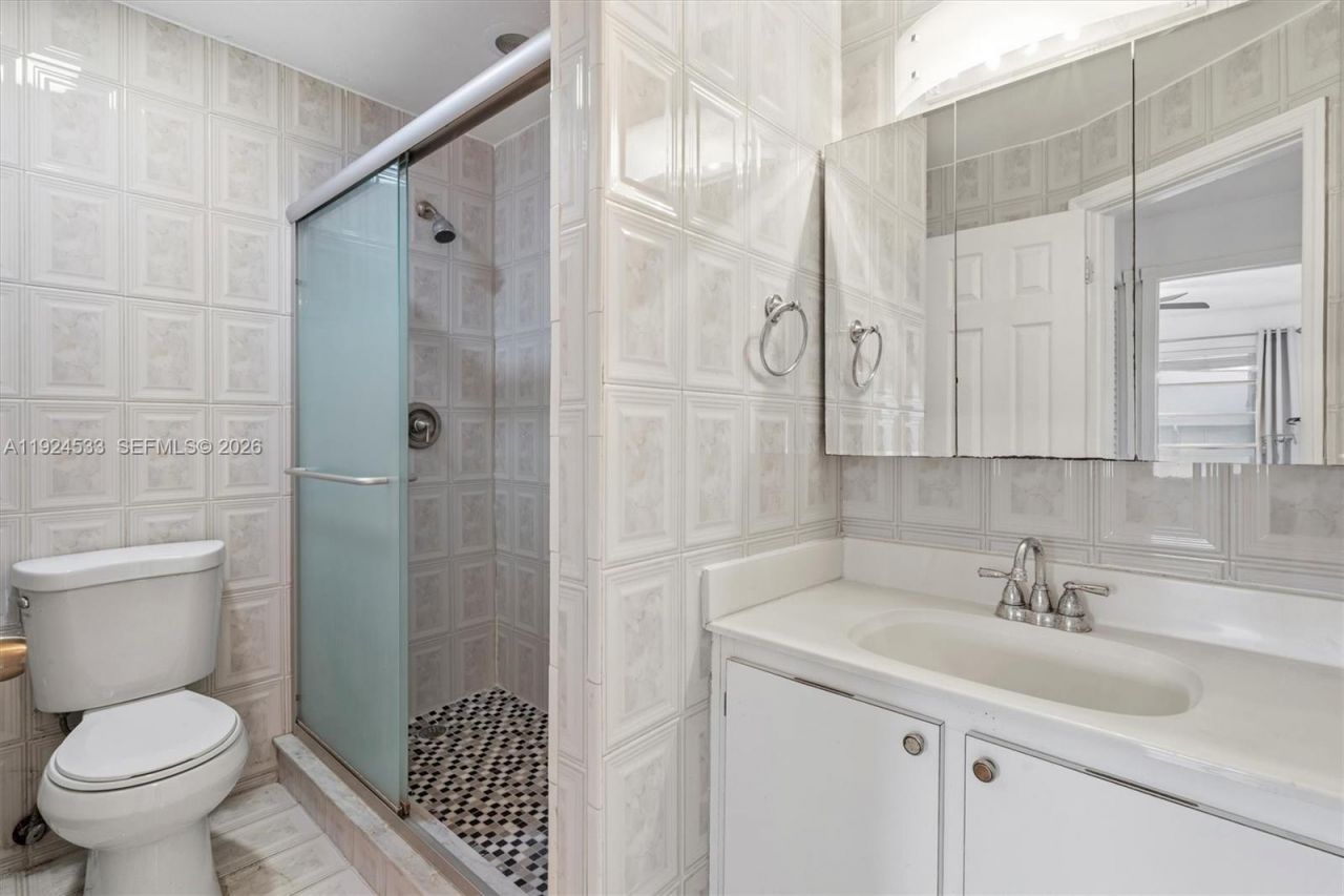 8450 SW 154th Cir Ct, Unit 204, Miami, FL 33193 Photo