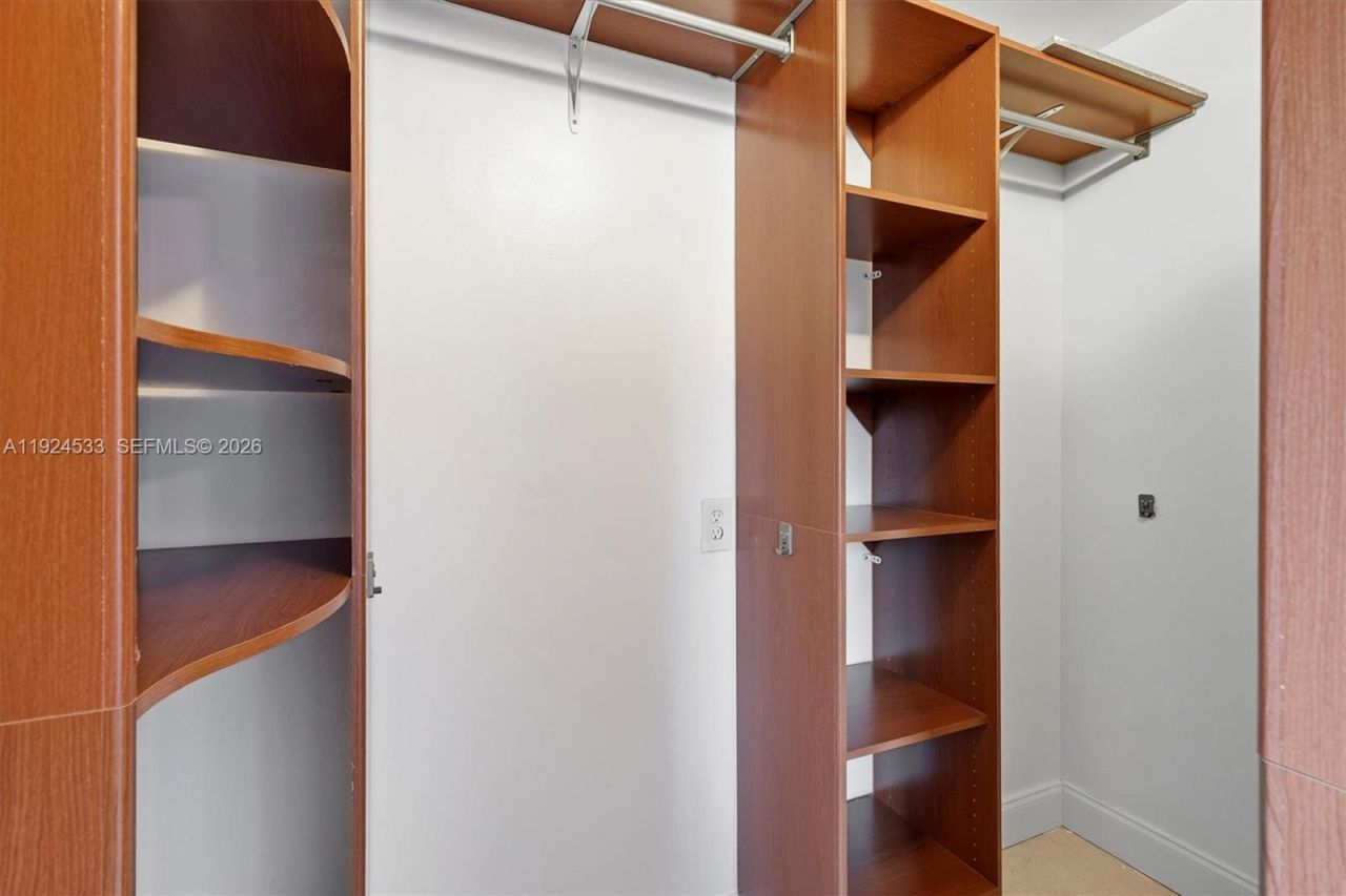 8450 SW 154th Cir Ct, Unit 204, Miami, FL 33193 Photo