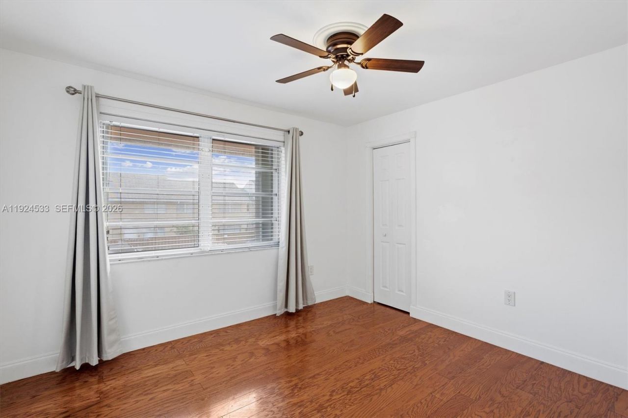 8450 SW 154th Cir Ct, Unit 204, Miami, FL 33193 Photo