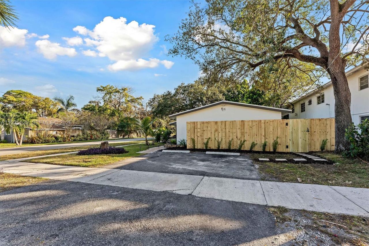 1101 SW 19th Ave, Fort Lauderdale, FL 33312 Photo