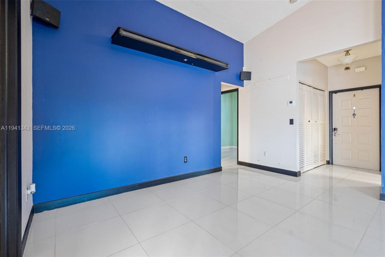 6476 SW 152nd Cir Pl, Unit 14-76, Miami, FL 33193 Photo