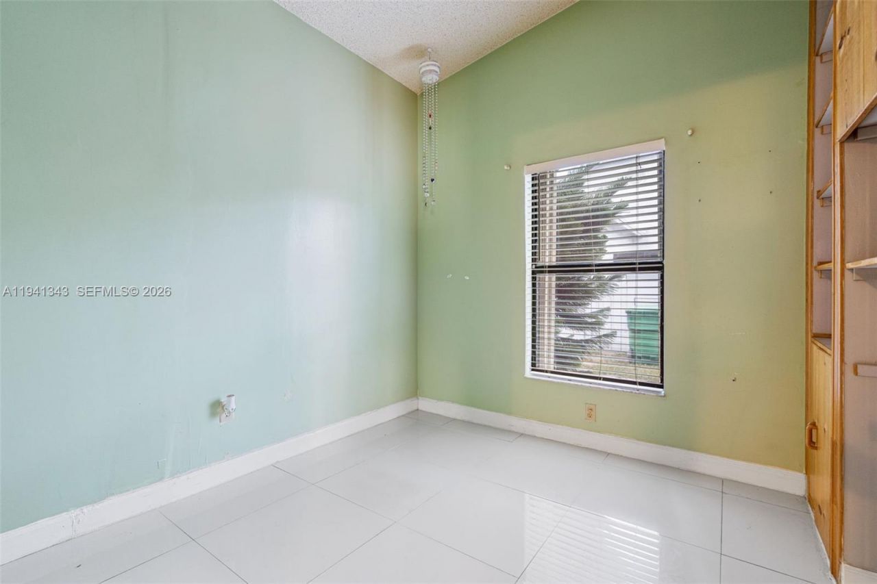6476 SW 152nd Cir Pl, Unit 14-76, Miami, FL 33193 Photo