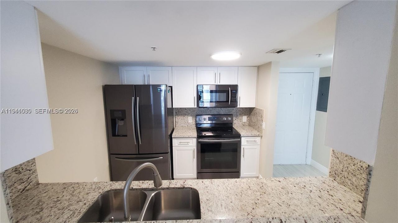 60 NW 37th Ave, Unit 806, Miami, FL 33125 Photo