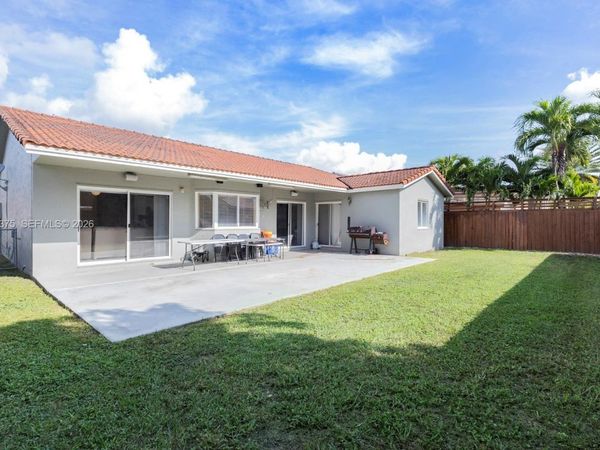 15286 SW 178th Ter, Miami, FL 33187