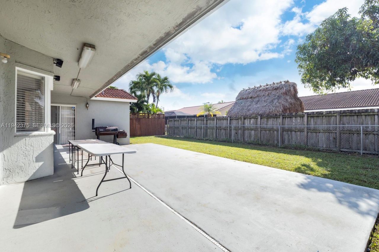 15286 SW 178th Ter, Miami, FL 33187 Photo