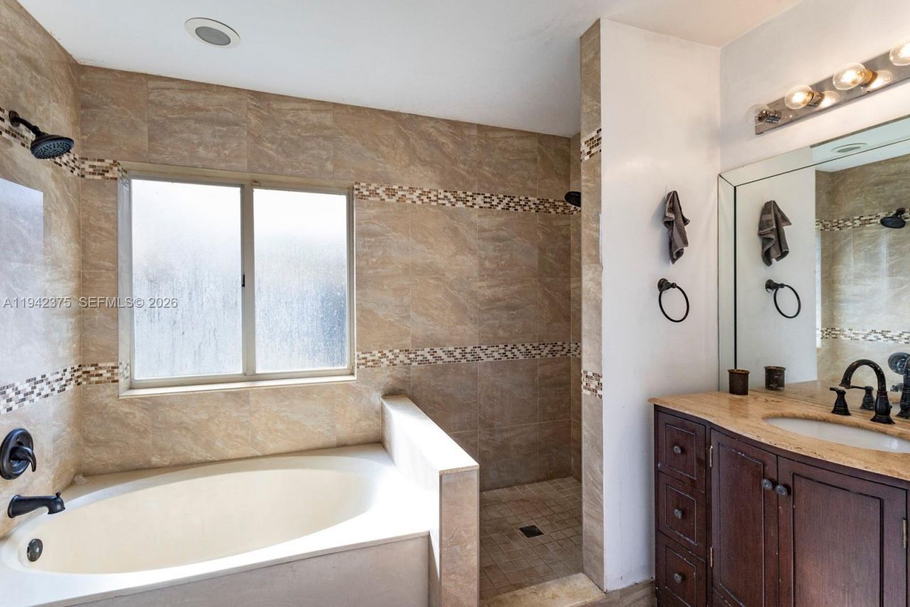 15286 SW 178th Ter, Miami, FL 33187 Photo