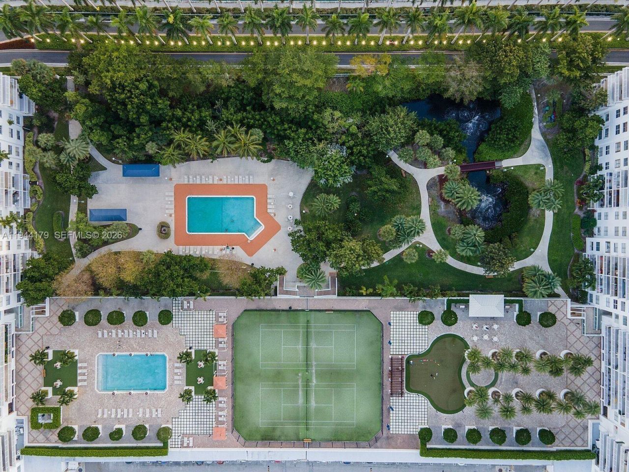 2801 NE 183rd St, Unit 1607W, Aventura, FL 33160 Photo