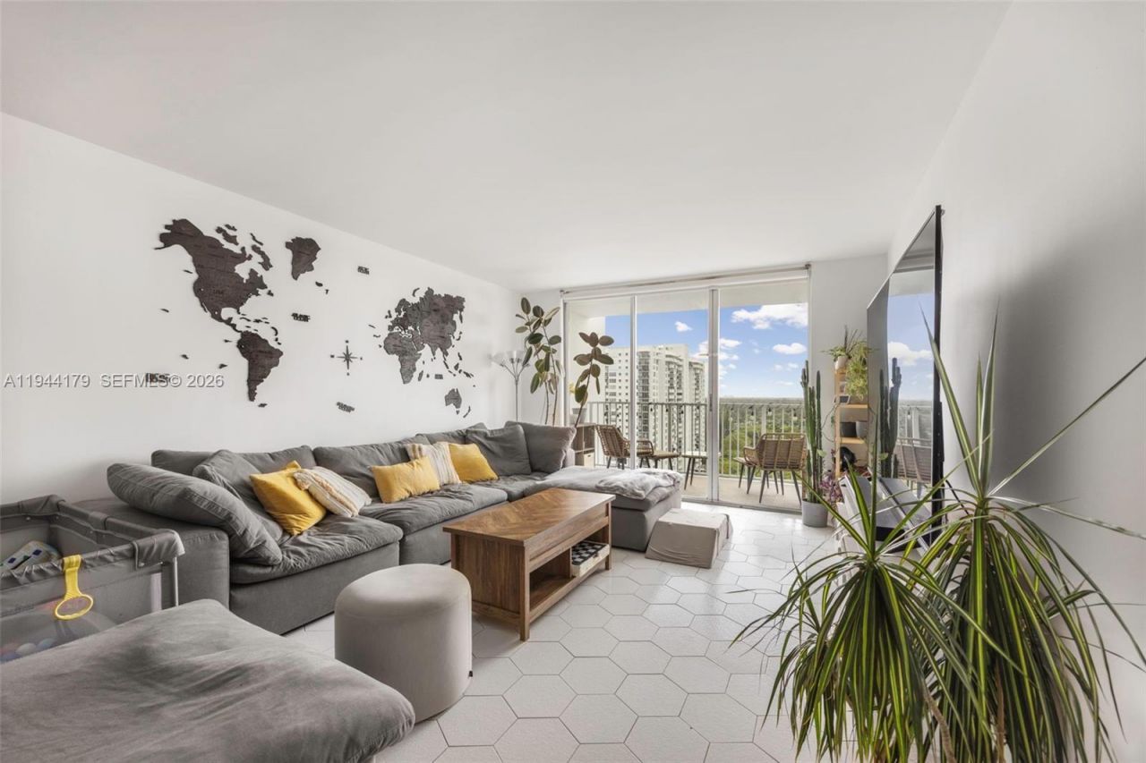 2801 NE 183rd St, Unit 1607W, Aventura, FL 33160 Photo