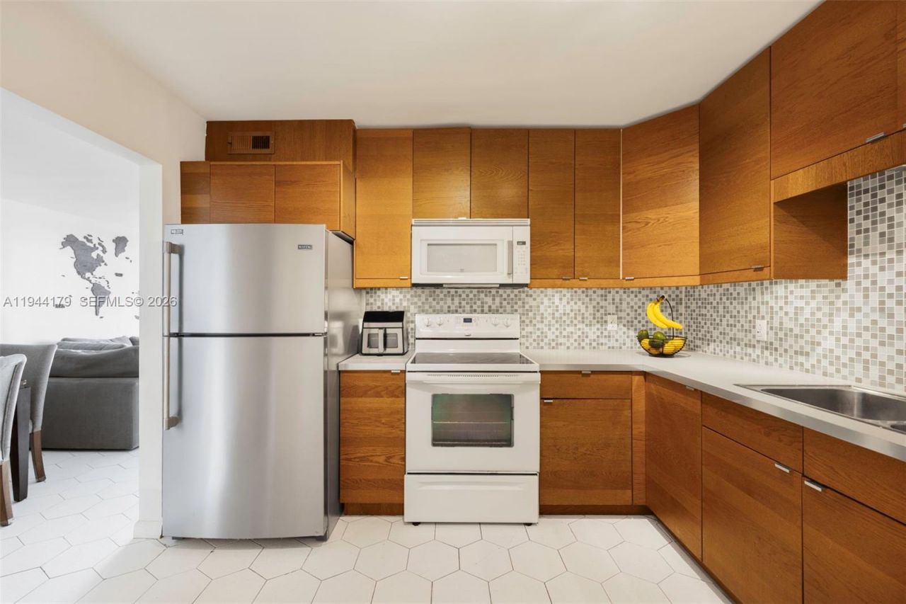 2801 NE 183rd St, Unit 1607W, Aventura, FL 33160 Photo