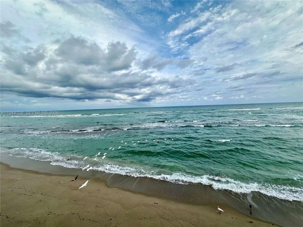 5420 N Ocean Dr, Unit 706, Singer Island, FL 33404