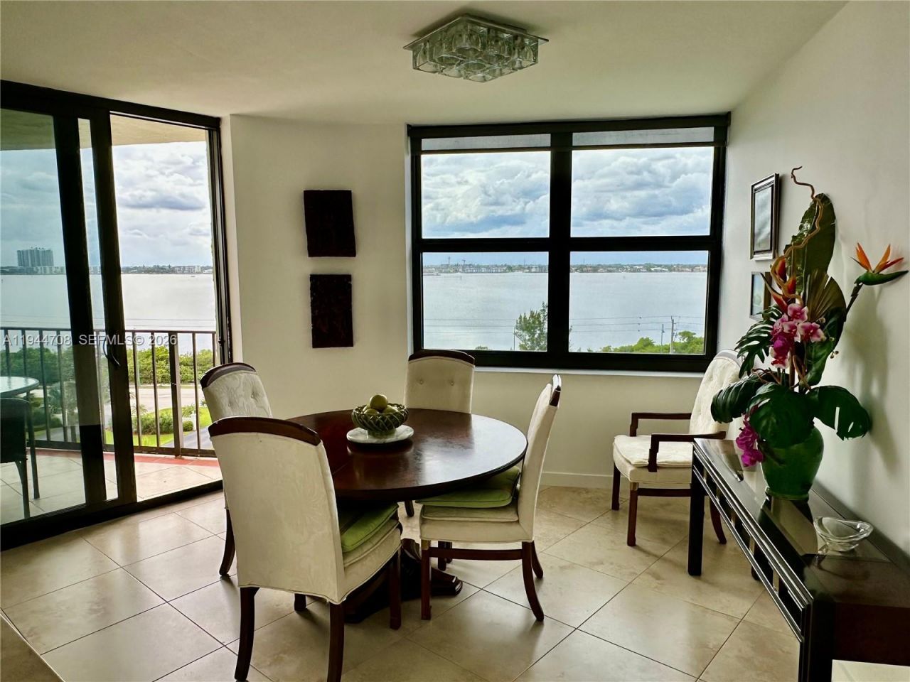 5420 N Ocean Dr, Unit 706, Singer Island, FL 33404 Photo