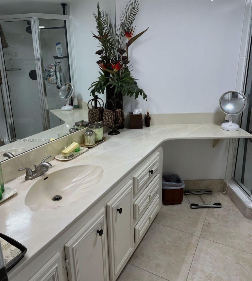 5420 N Ocean Dr, Unit 706, Singer Island, FL 33404 Photo